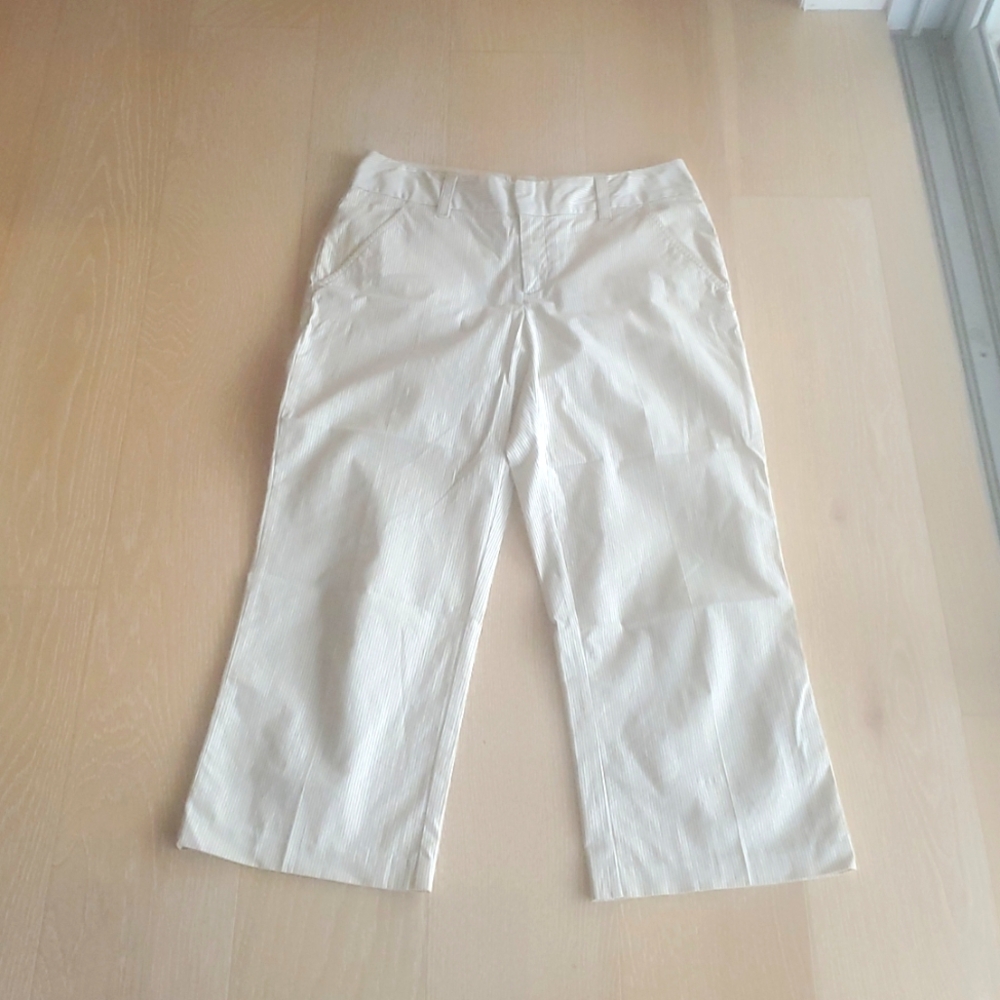 Old Navy Seersucker Cropped Pants